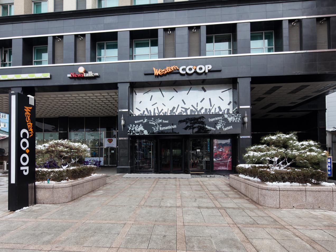 Western Coop Hotel & Residence Dongdaemun Seoul Exterior photo