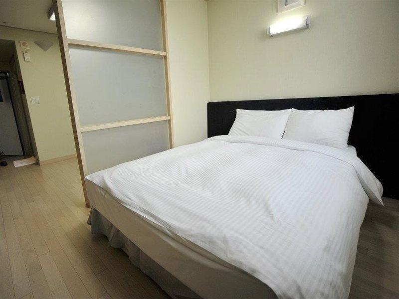 Western Coop Hotel & Residence Dongdaemun Seoul Exterior photo