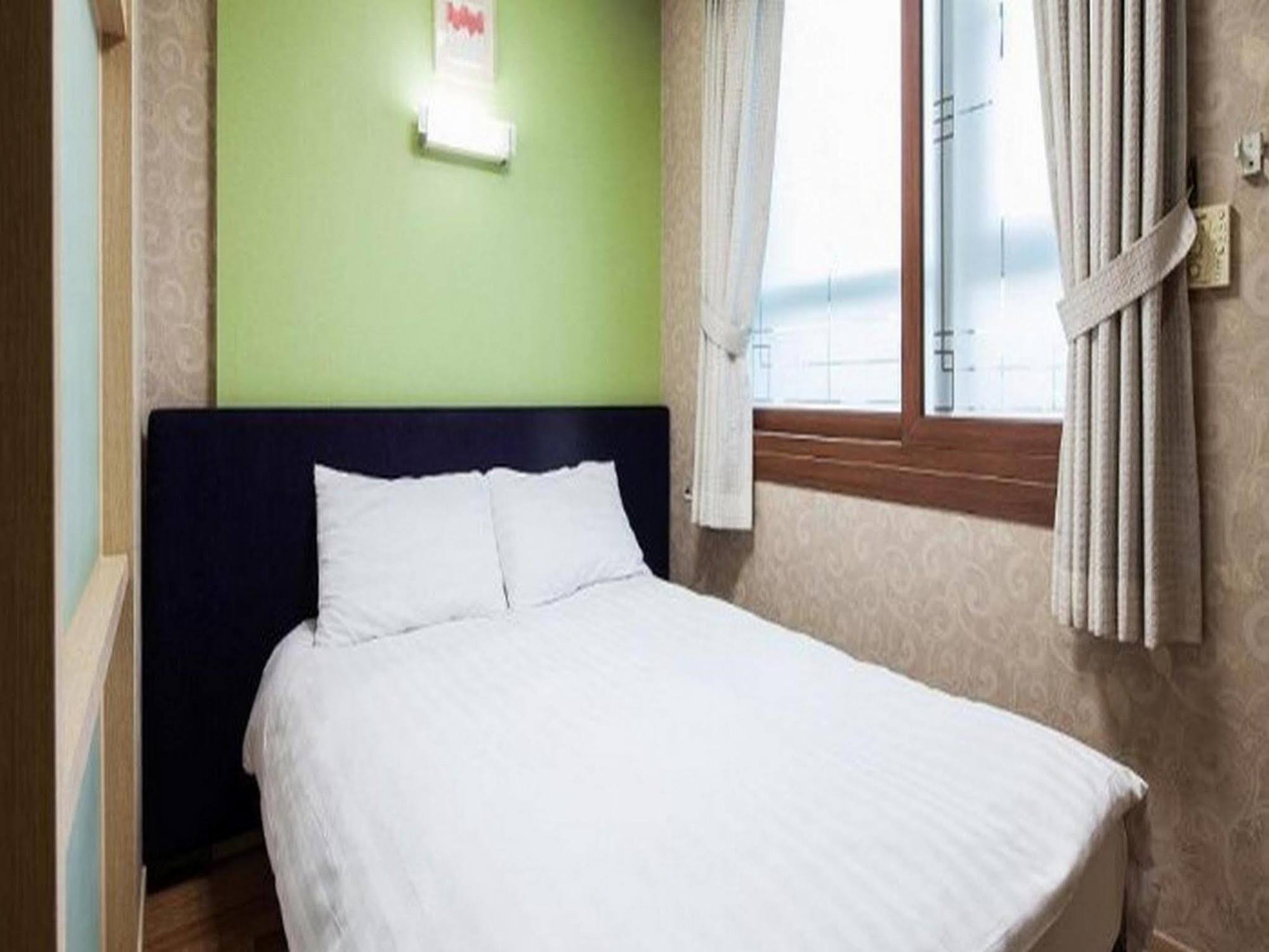 Western Coop Hotel & Residence Dongdaemun Seoul Exterior photo