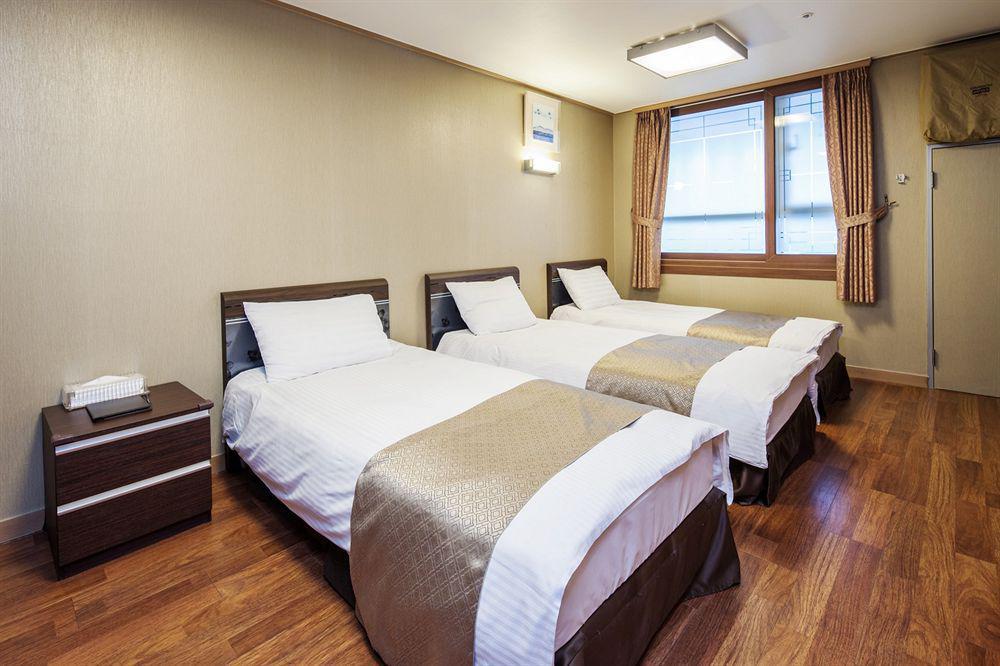 Western Coop Hotel & Residence Dongdaemun Seoul Exterior photo